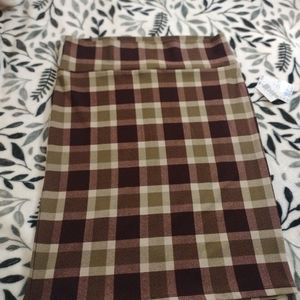 LulaRoe plaid skirt